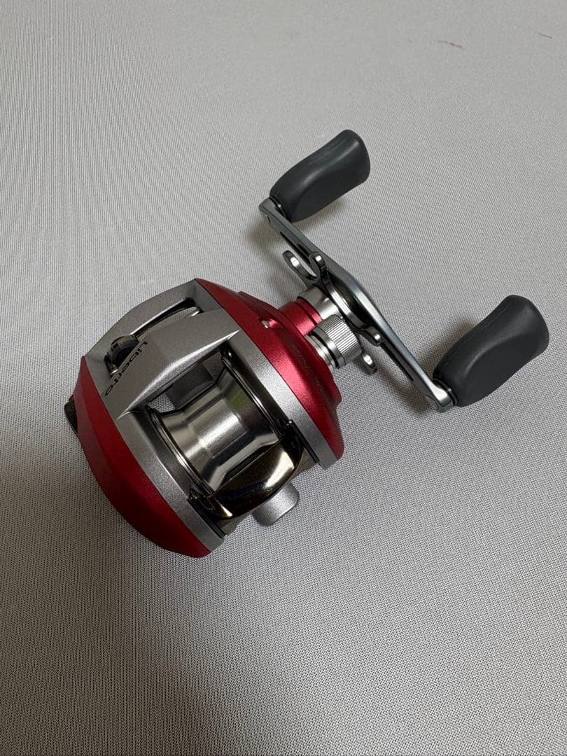 ダイワ　リベルトピクシー　エアリーレッド　新品•未使用品