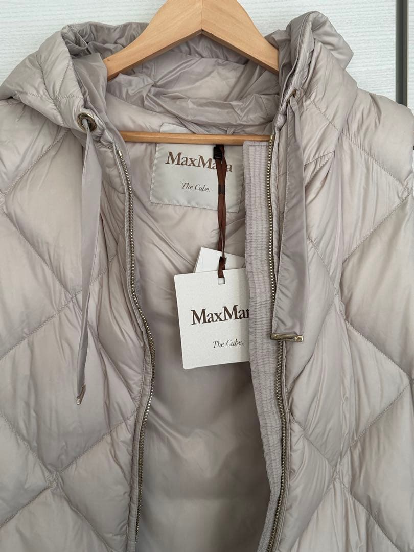 新品　マックスマーラMax Mara The Cube ダウンコートノースリーブ