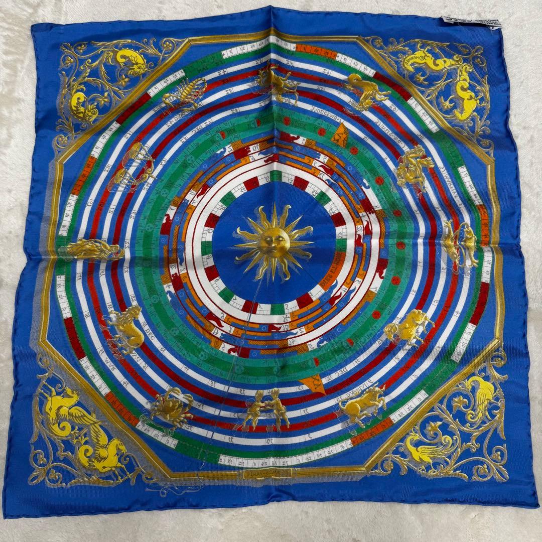 【希少色】エルメス　カレ　プチカレ　40 DIES ET HORE ブルー