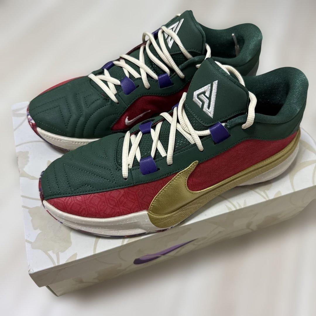 ZOOMFREAK5EP（ズームフリーク5）　28.5cm