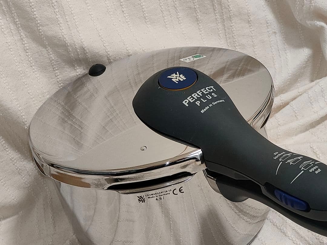 WMF PERFECT PLUS ステンレス圧力鍋4.5L⚠パッキン無し商品