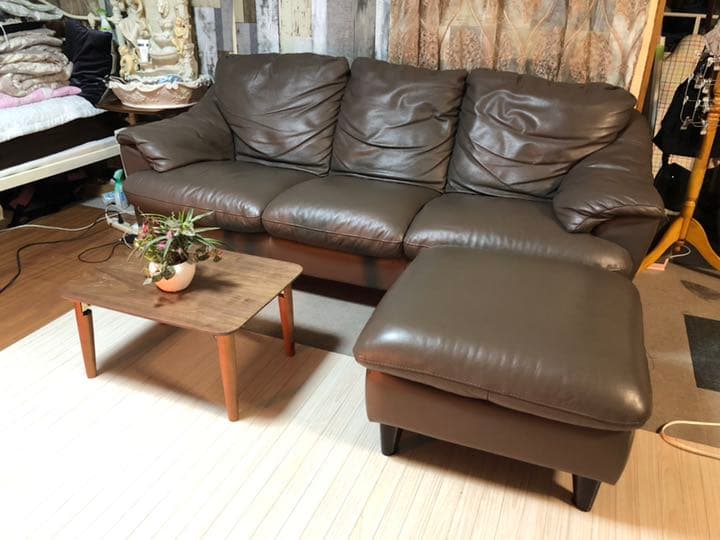 ★★ 高級な本革のソファー★★