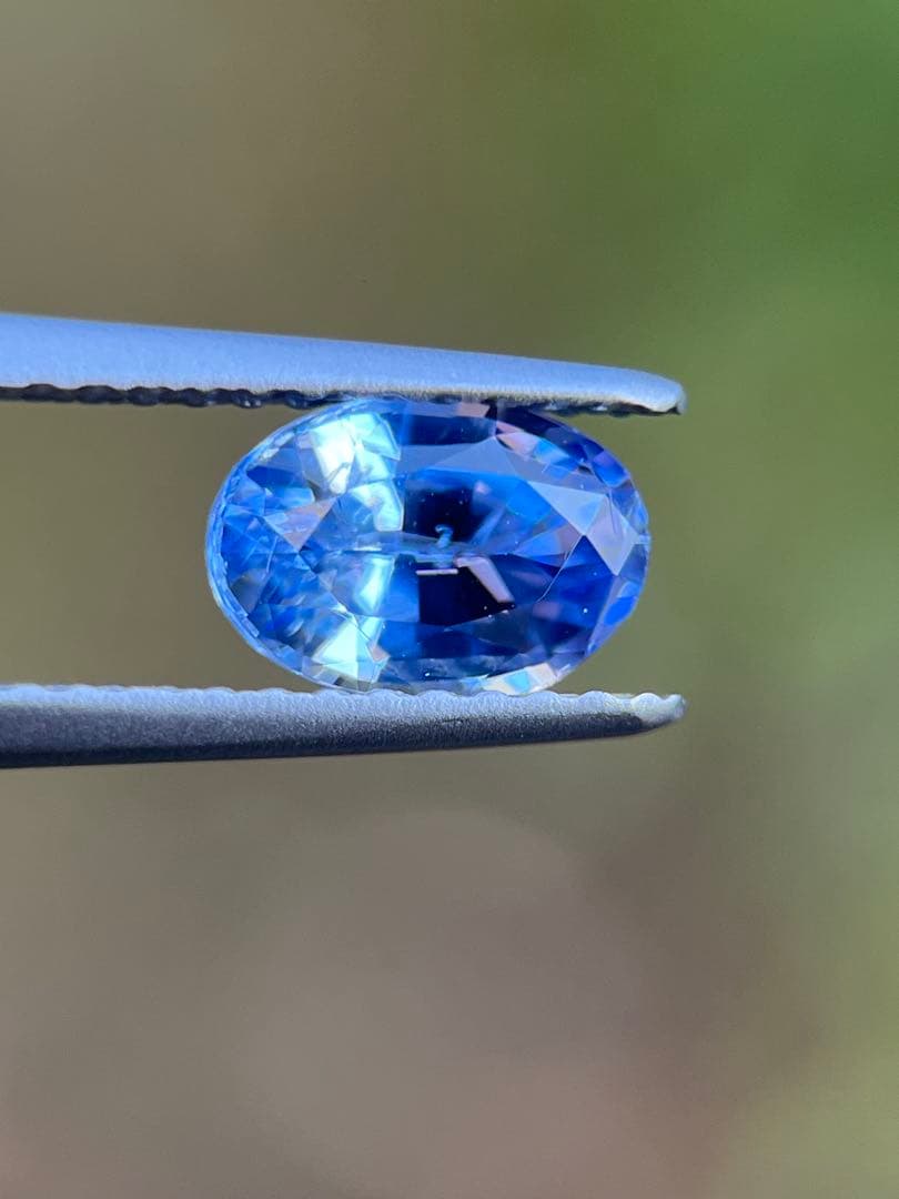 ブルーサファイア1.06ct Blue Sapphire