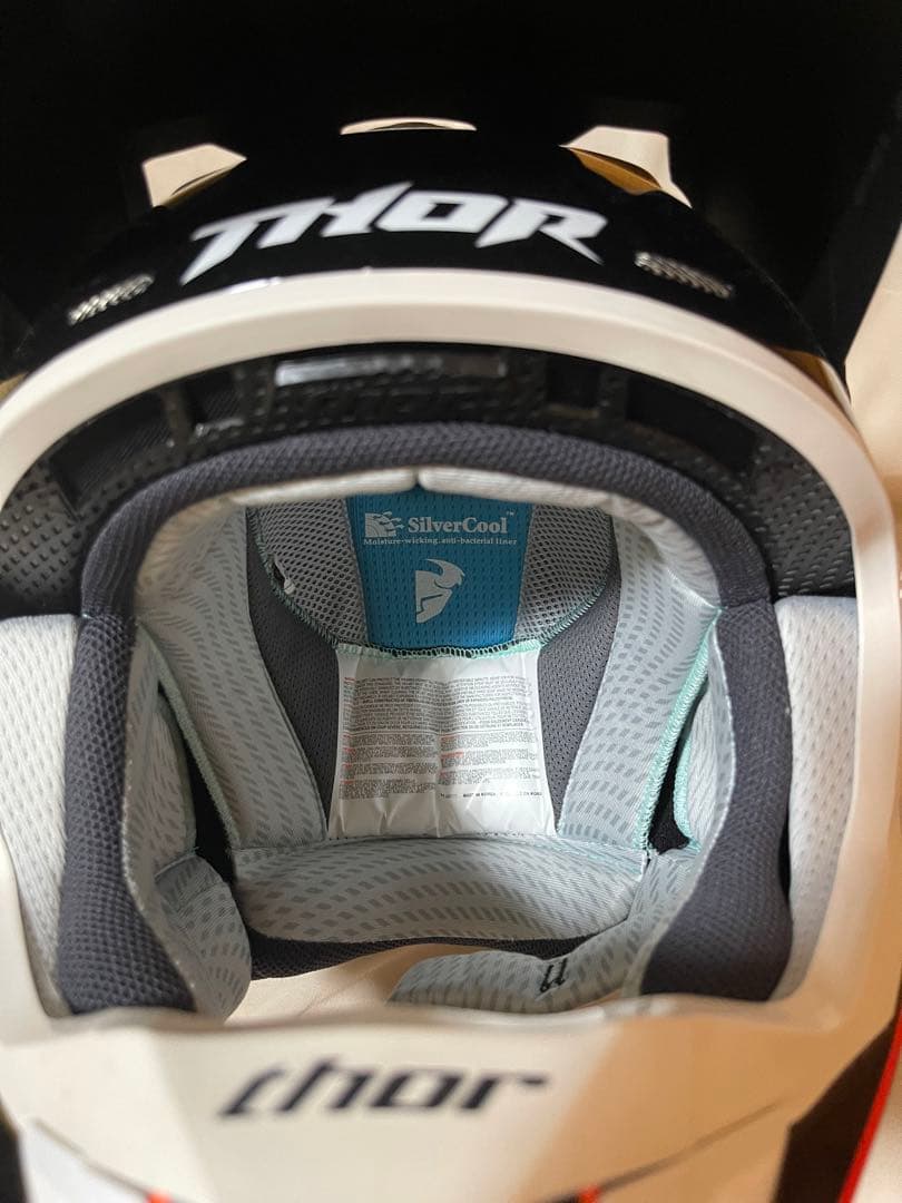 マ*ー様 THOR VERGE HELMET ゴーグル付き