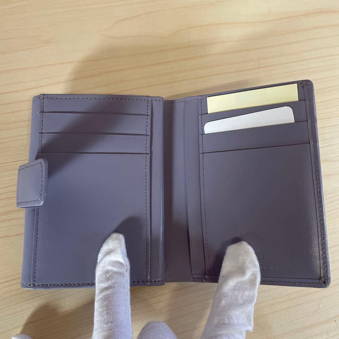 GIVENCHY ジバンシー　キップスキン　二つ折り財布　薄紫　パープル