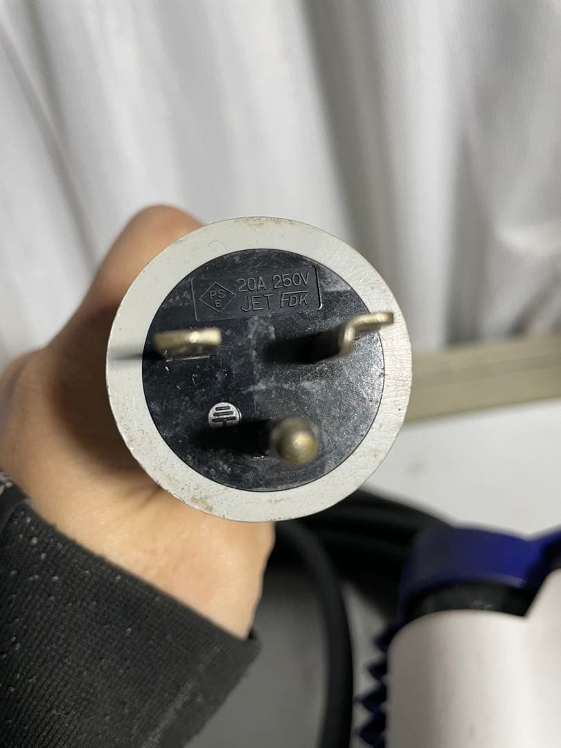 日産　リーフ　充電ケーブル　3NK5E