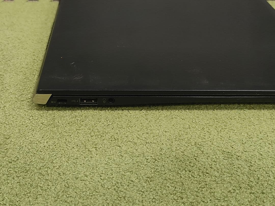 東芝 dynabook 第8世代core i5 メモリ8GB Windows11