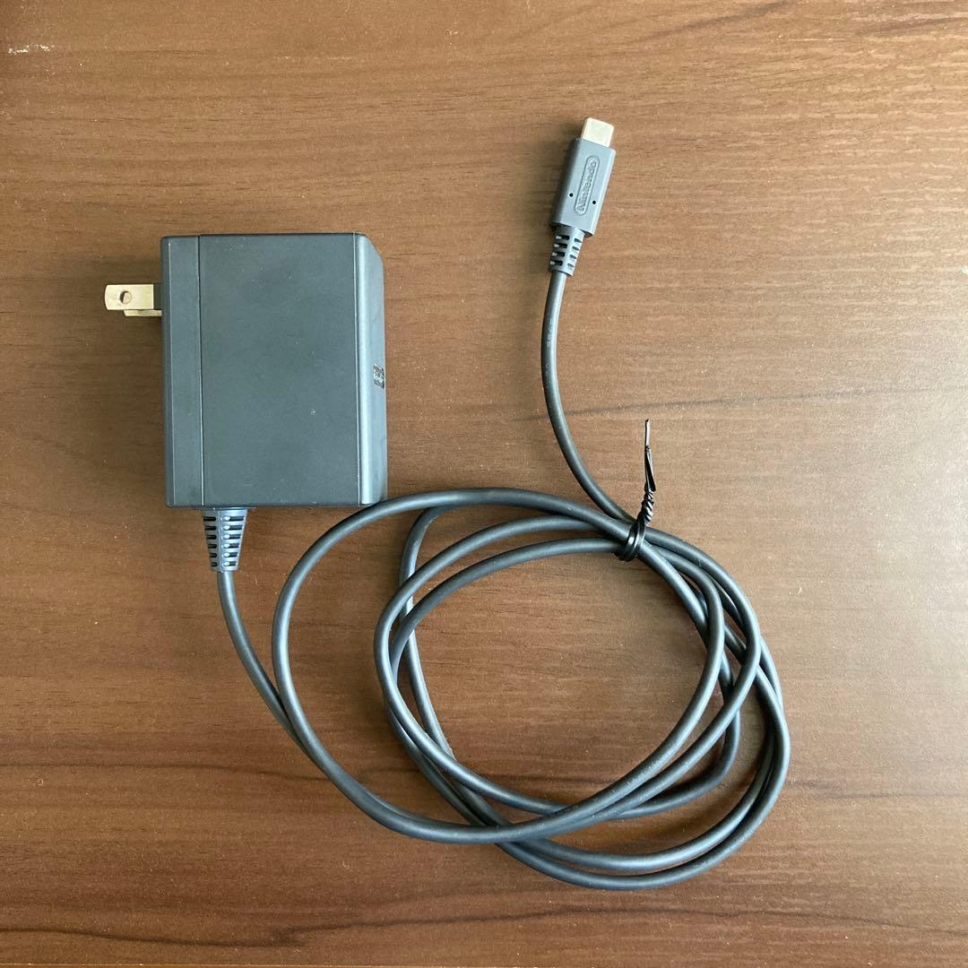 美品 Nintendo Switch 本体 青/赤 Joy-Con