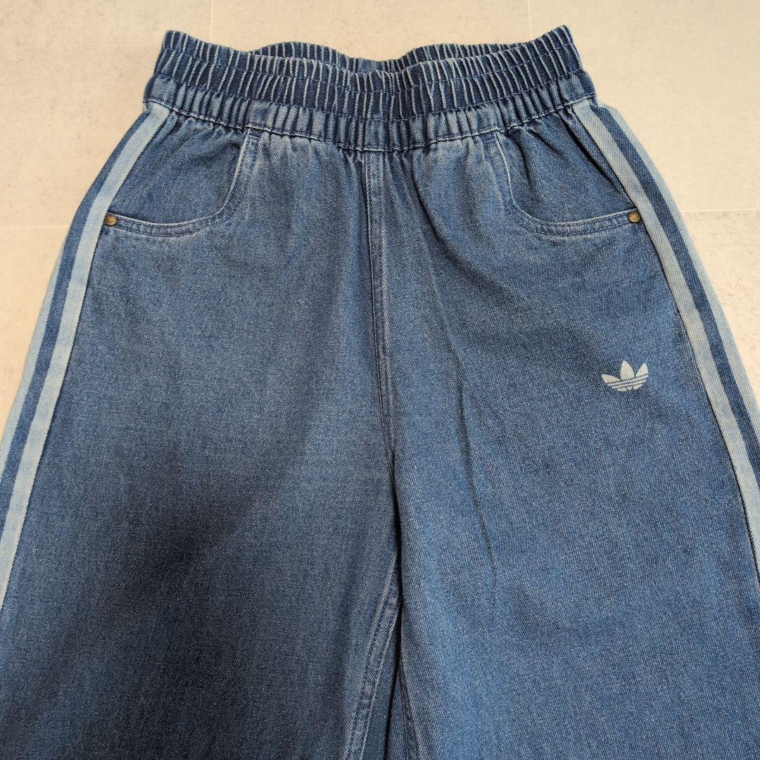 【極美品】アディダス デニム トラックパンツ M 三本線 ブラックピンク