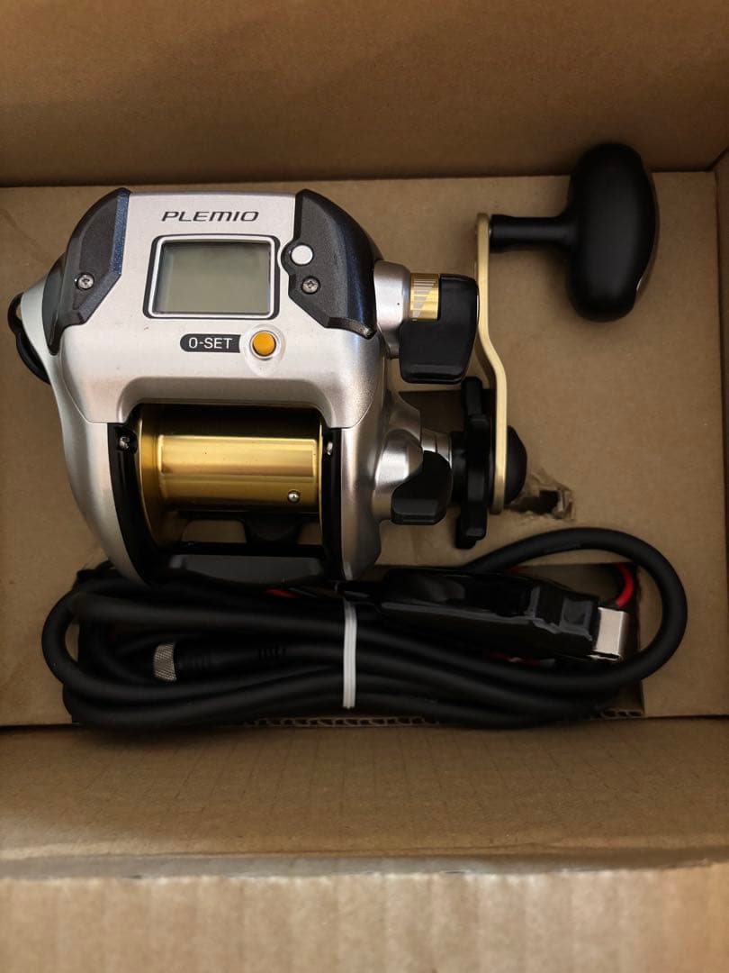 新品未使用‼️シマノ(SHIMANO) 電動リール プレミオ 3000