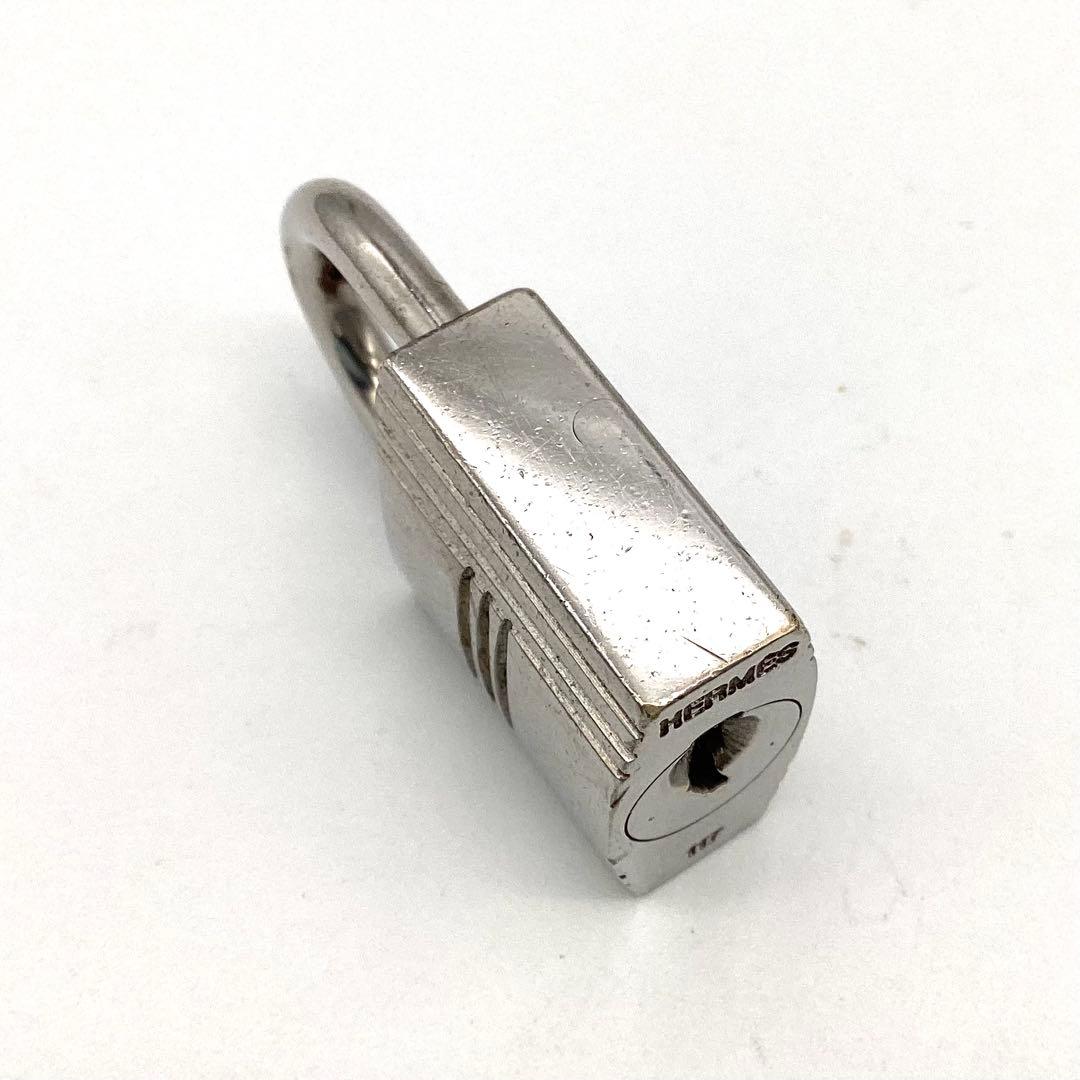 極美品　エルメス　カデナ　パドロック　鍵　no.117 シルバー　男性　女性