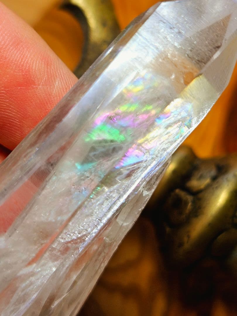 虹入り‼️高い波動‼️ヒマラヤのレムリアン ネパール マカルー産 水晶