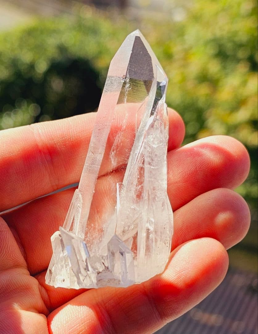 虹入り‼️高い波動‼️ヒマラヤのレムリアン ネパール マカルー産 水晶