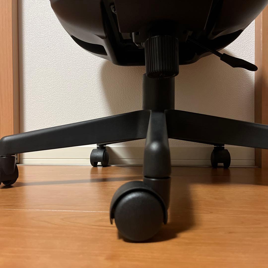 【美品】PLUS オフィスチェア ブラック ハイバック肘なし（KC-K63SL）