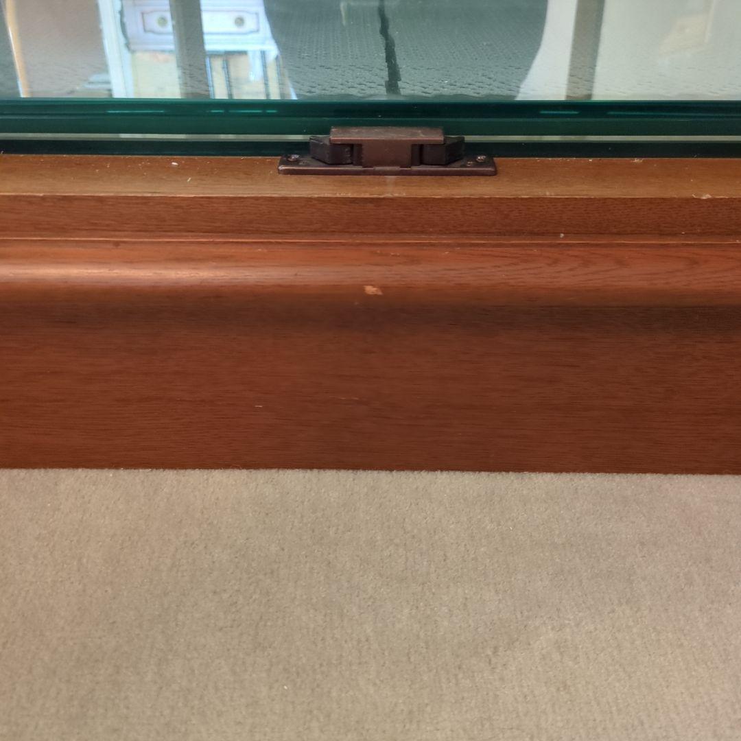 飾り棚 ガラス　ショーケース　ガラスケース　木製キャビネット　キャビネット　飾棚