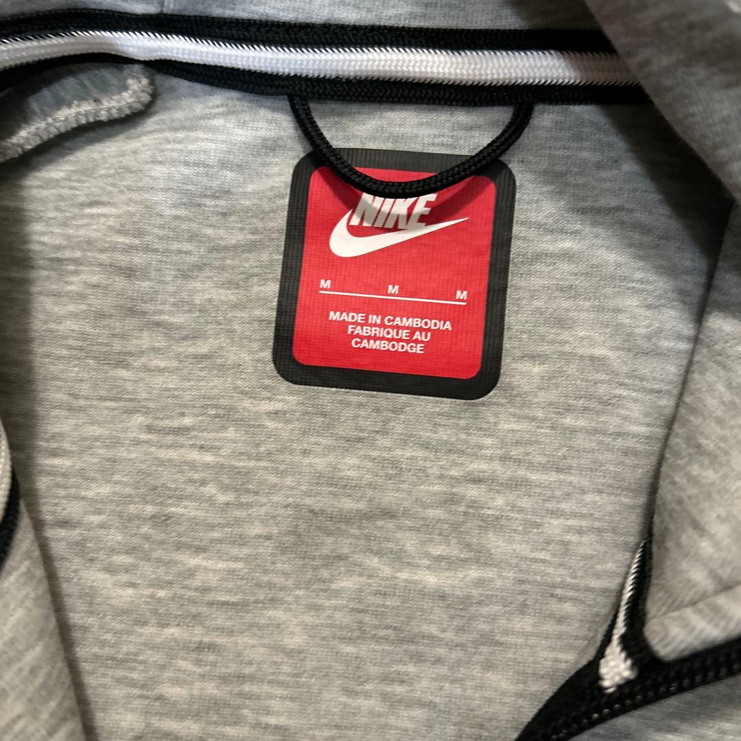 ナイキテックフリースM