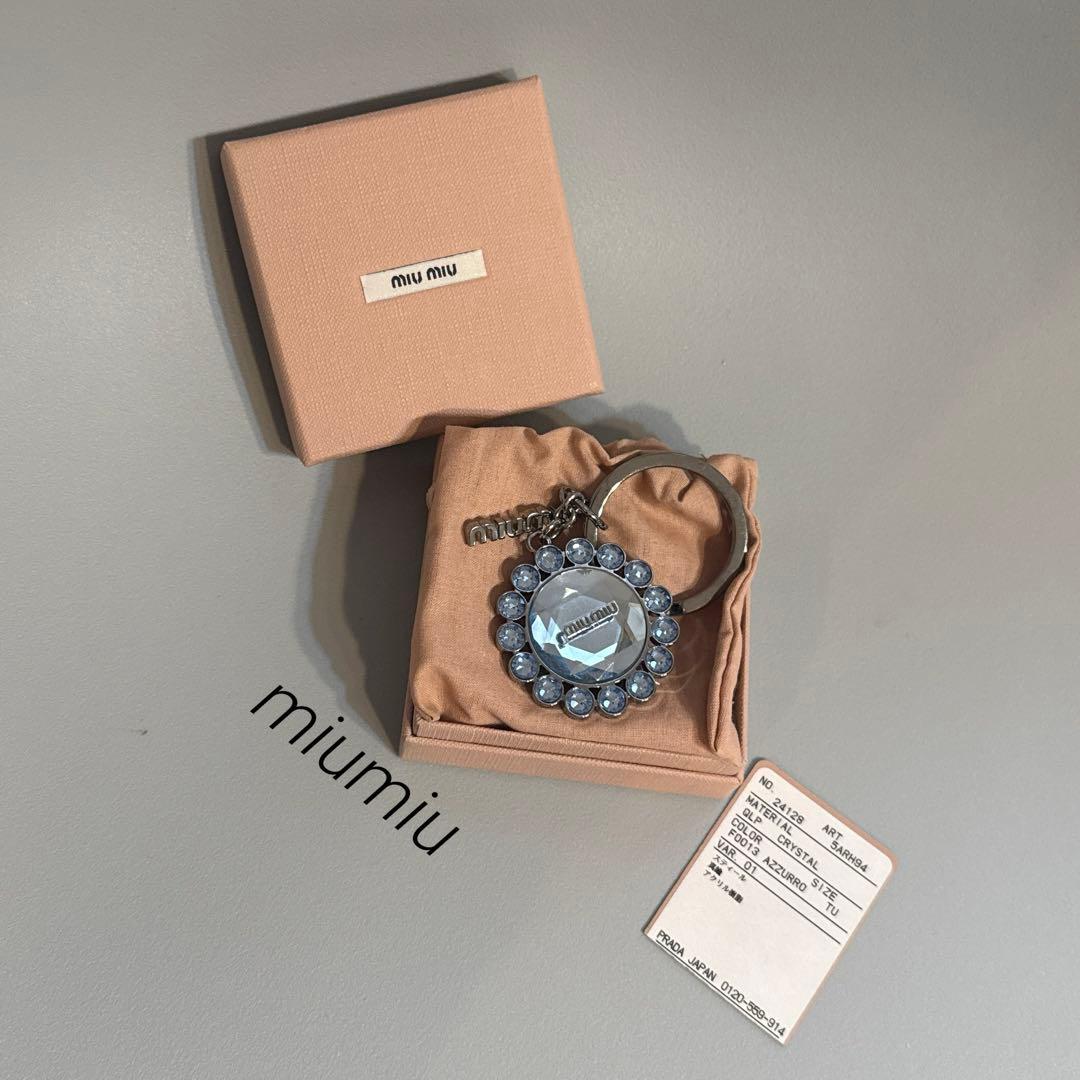 miumiu キーホルダー リング クリスタル ブルー 青