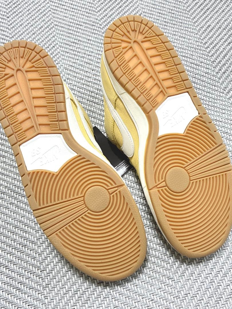 新品未使用 Nike SB Dunk Low スエード スケシュー 28.5
