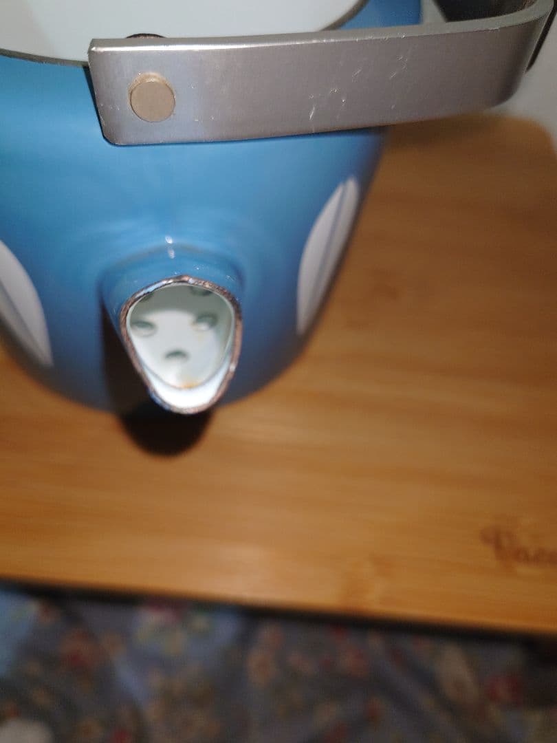 キャサリンホルム 青色のロータス模様のケトル