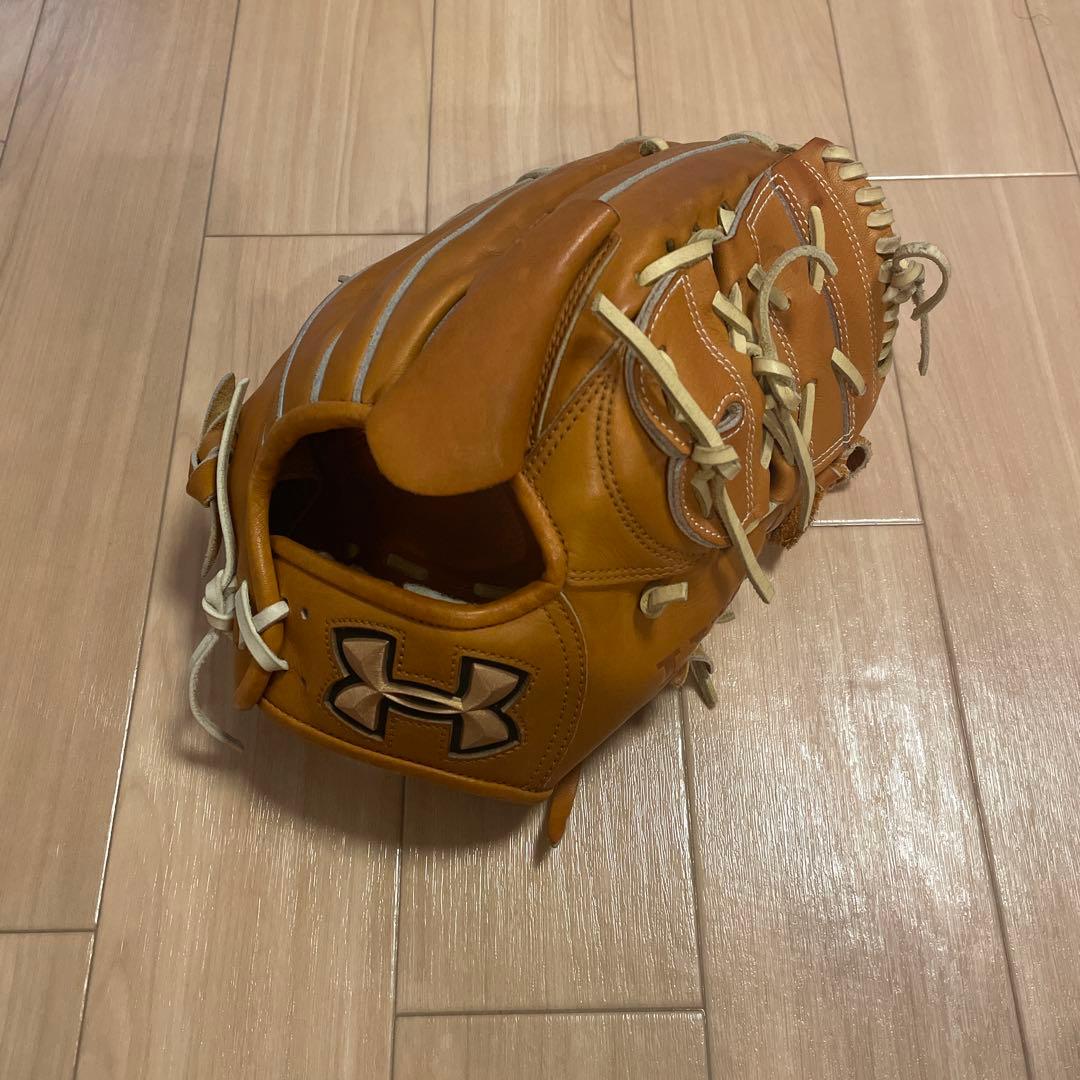 アンダーアーマー硬式投手用