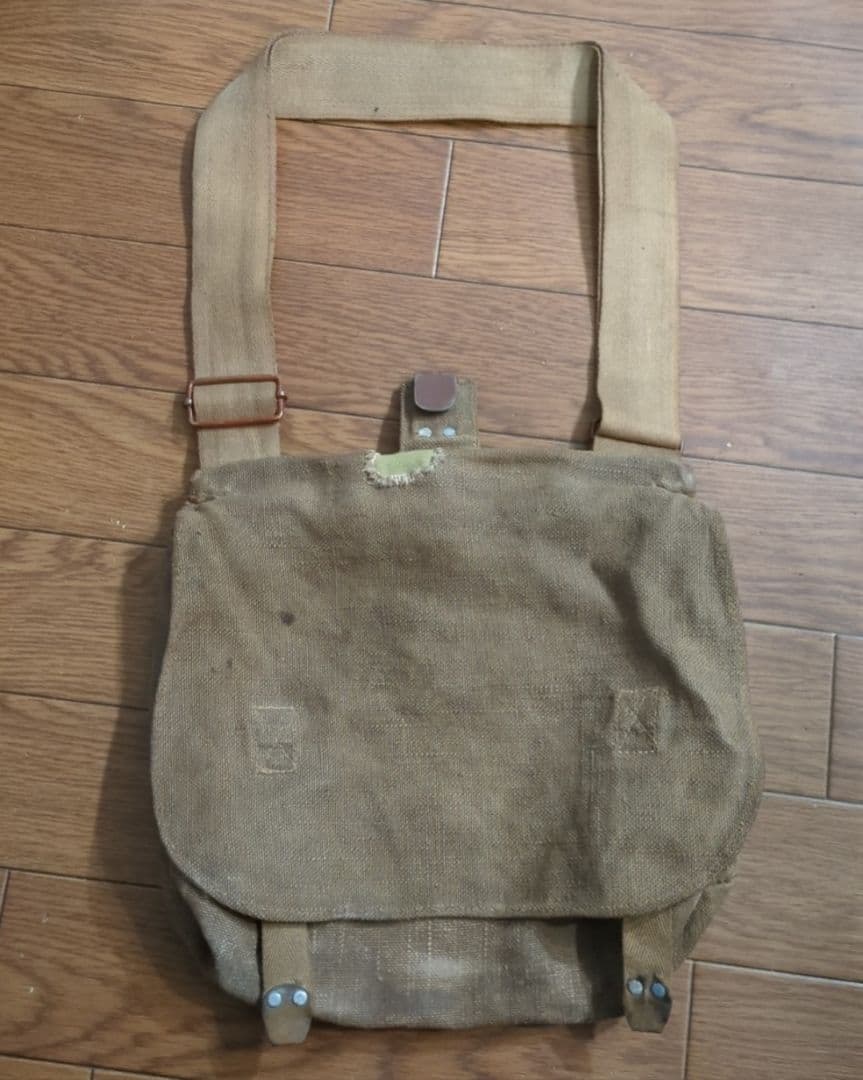 日本海軍雑嚢（糧嚢）実物初期型