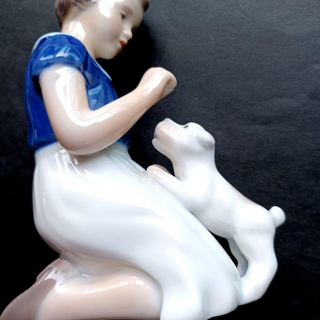 【nknk様】　ロイヤルコペンハーゲン フィギュリン 少女と犬