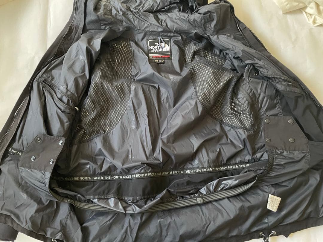 レア　赤サミット ノースフェイス ゴアテックス マウンテンパーカ ブラック　M