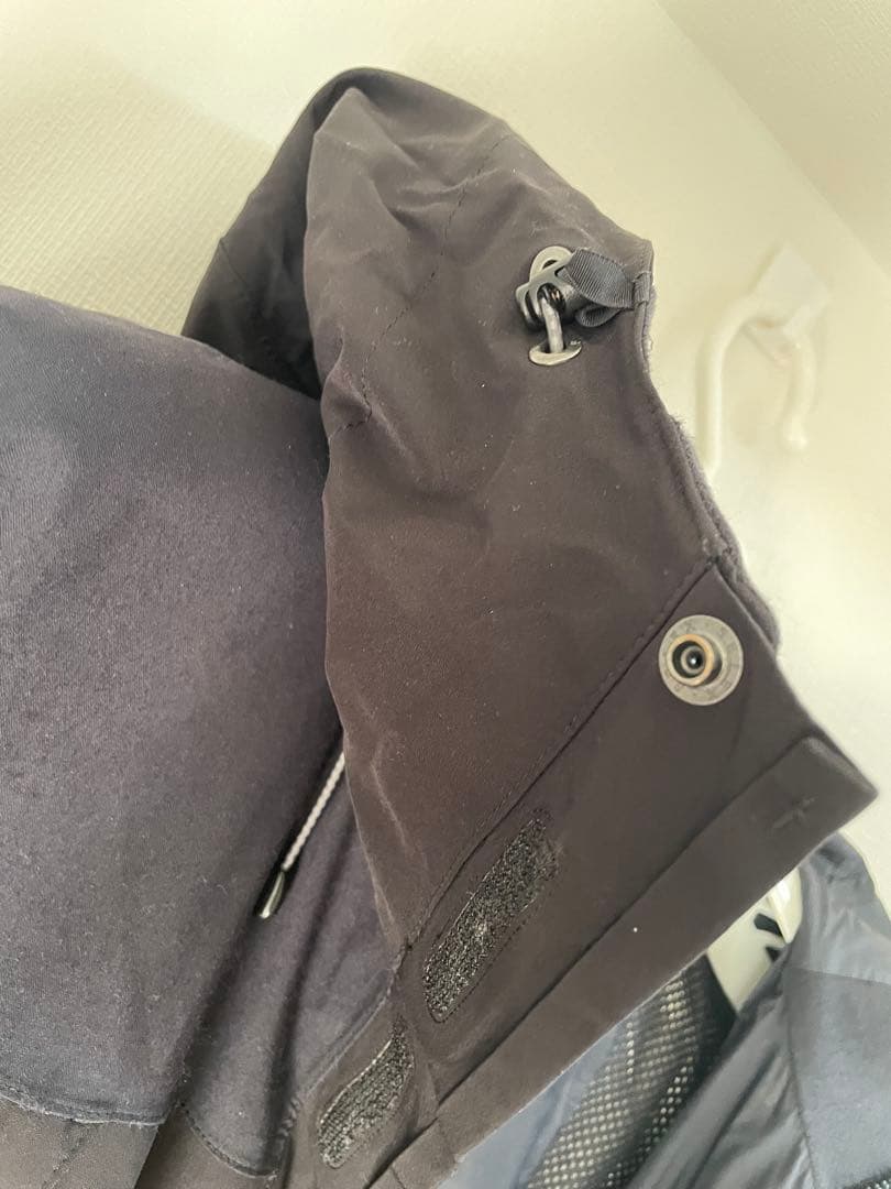 レア　赤サミット ノースフェイス ゴアテックス マウンテンパーカ ブラック　M