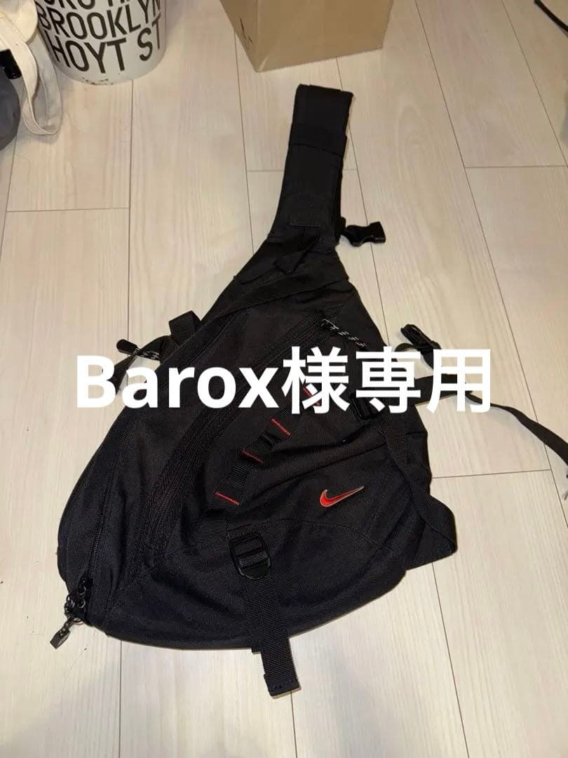 【Barox】NIKE テックワンショルダーバッグ Y2K archive