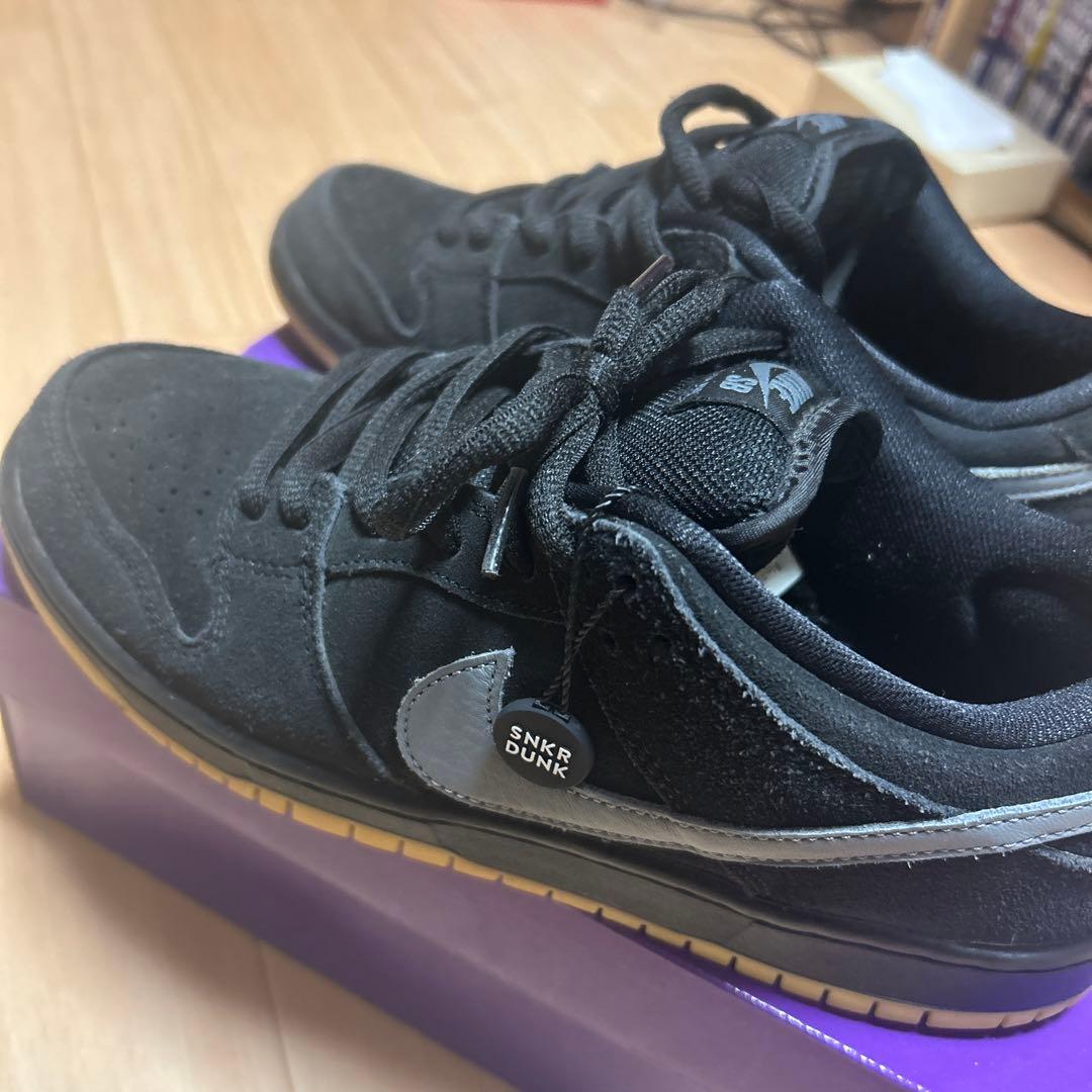 NIKE DUNK ブラック スニーカーフォグ