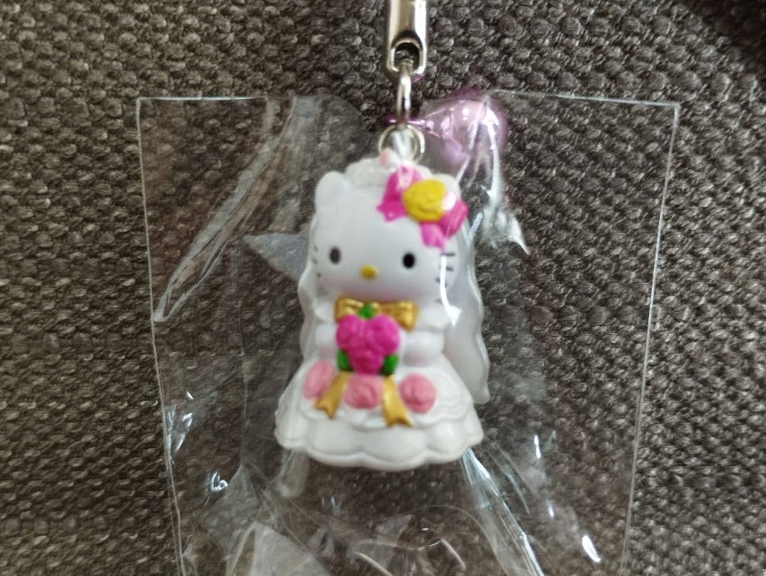 【タグ付き・未開封 レア】キティ 根付　伊豆 恋人岬 ウェディングドレス