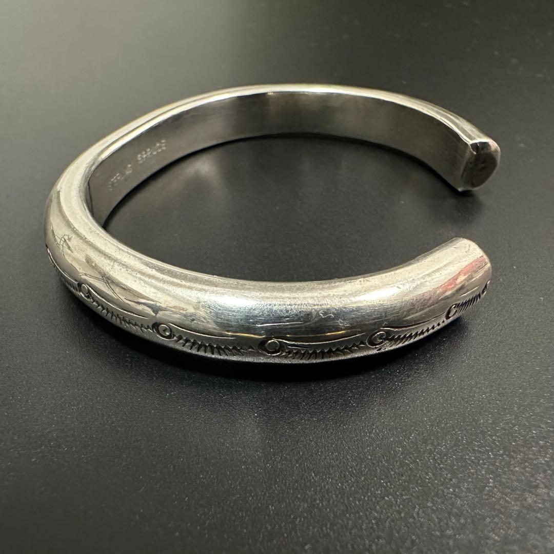 Taos族 Sonny Spruce スタンプワークバングル ヘビーゲージ