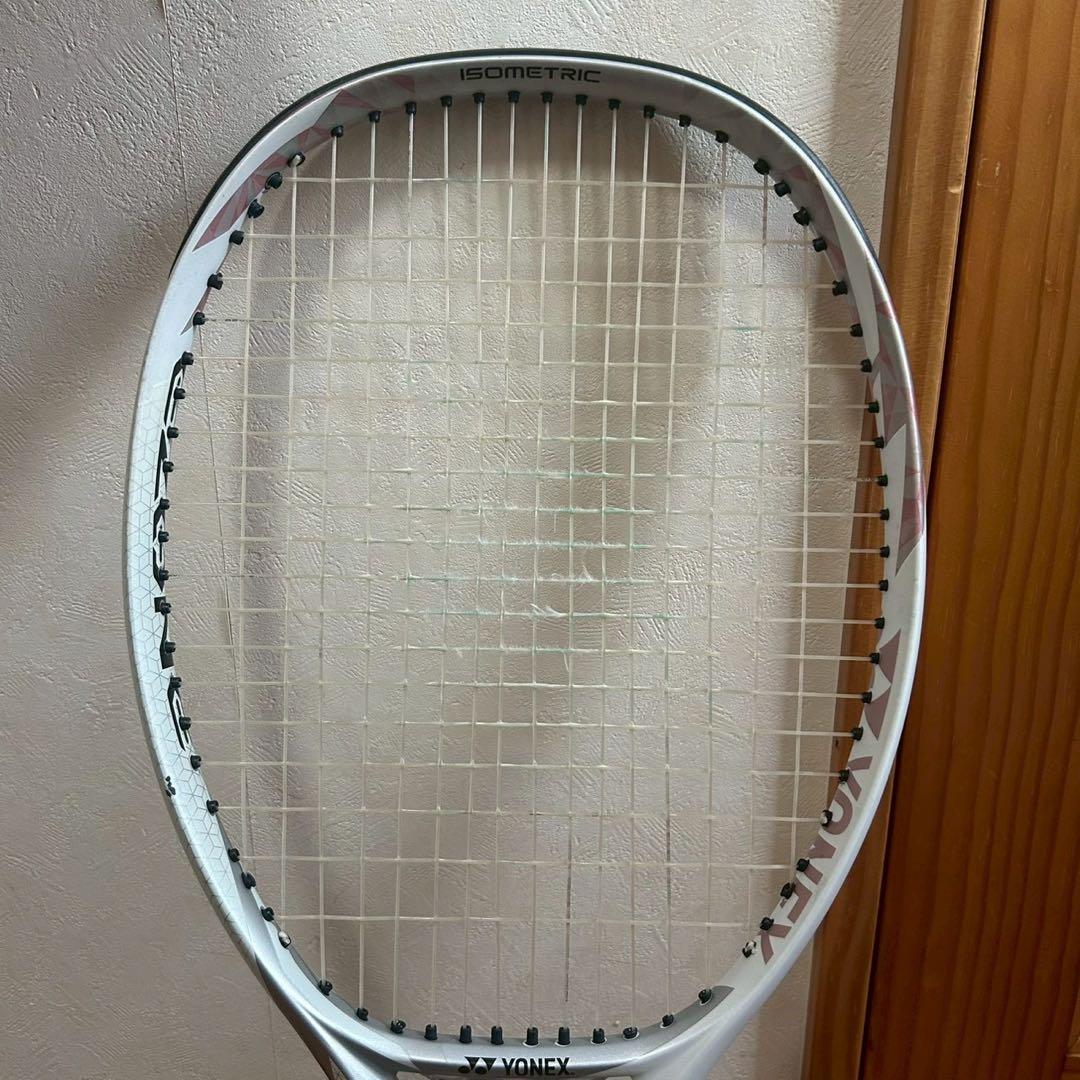 YONEXテニスラケットイーゾーン100