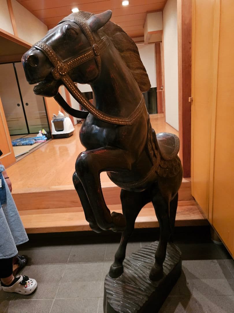 1本彫り　馬　馬像　置物　150センチ超え