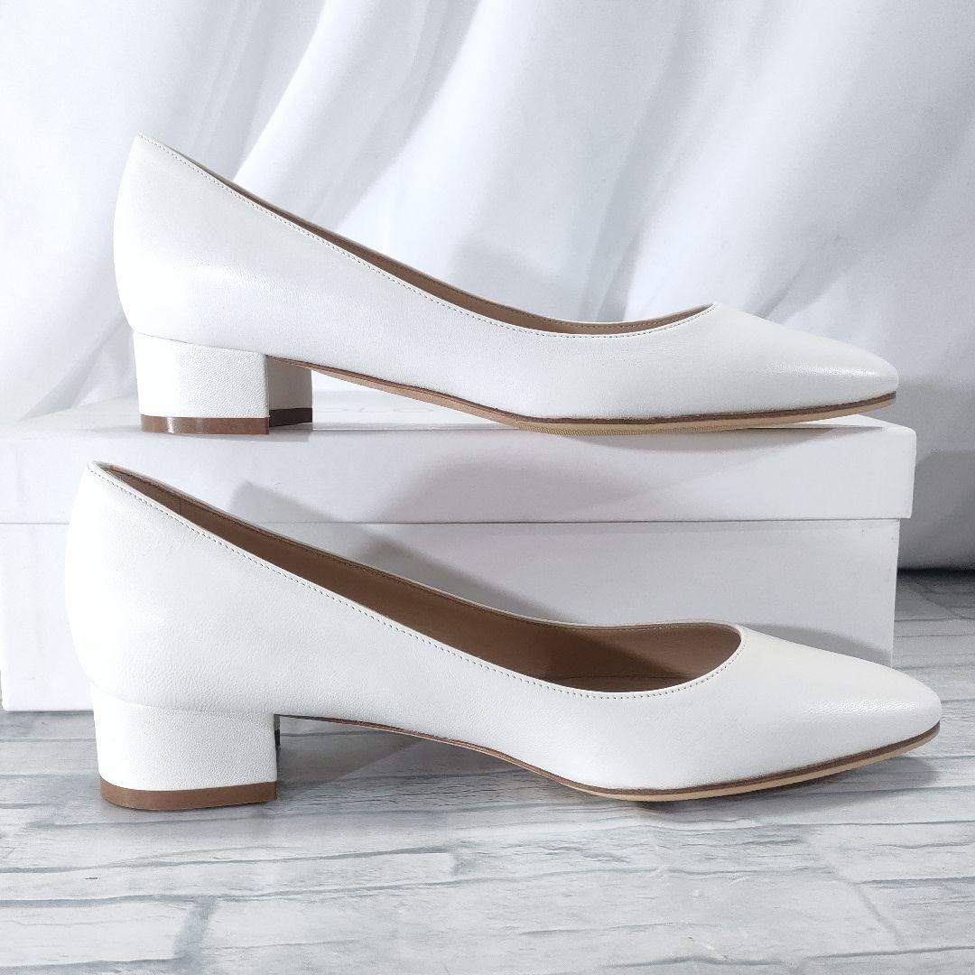 箱付き未使用品✨マノロブラニク　リストニー　レザーパンプス　白　35.5