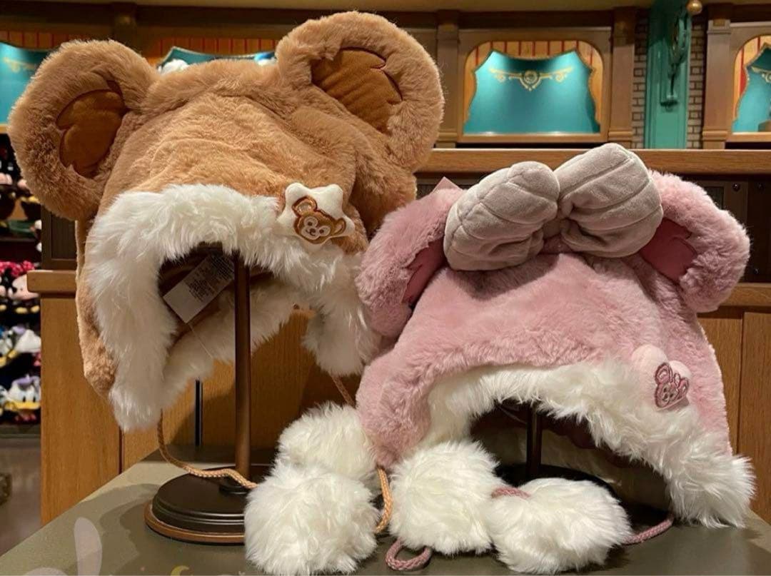 即日発送❣️上海ディズニー　ダッフィーシェリーメイふわふわファンキャップ帽子