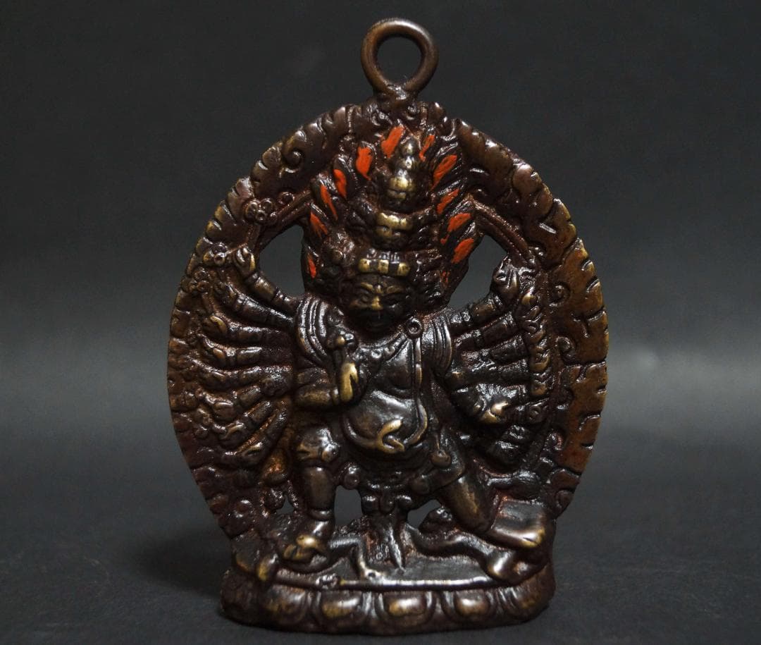 オールドチベット仏教 銅製ドルジェマハカラカラチャクラ仏像 赤漆塗りお守り仏像