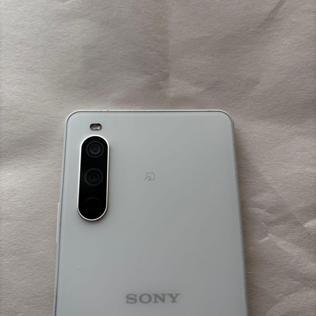 訳あり Xperia 10 IV SO-52C 白 SIMロック解除済み