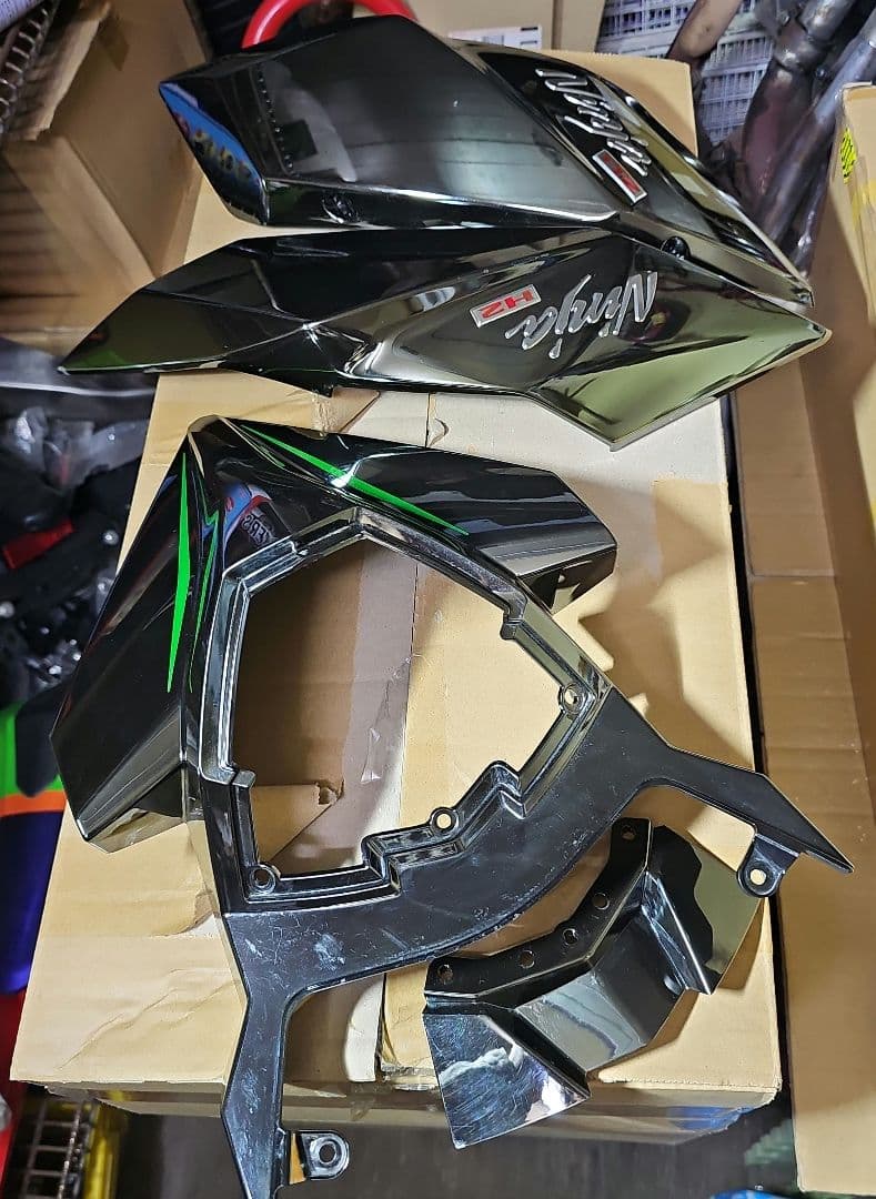 NINJA H2 テールカウル周り