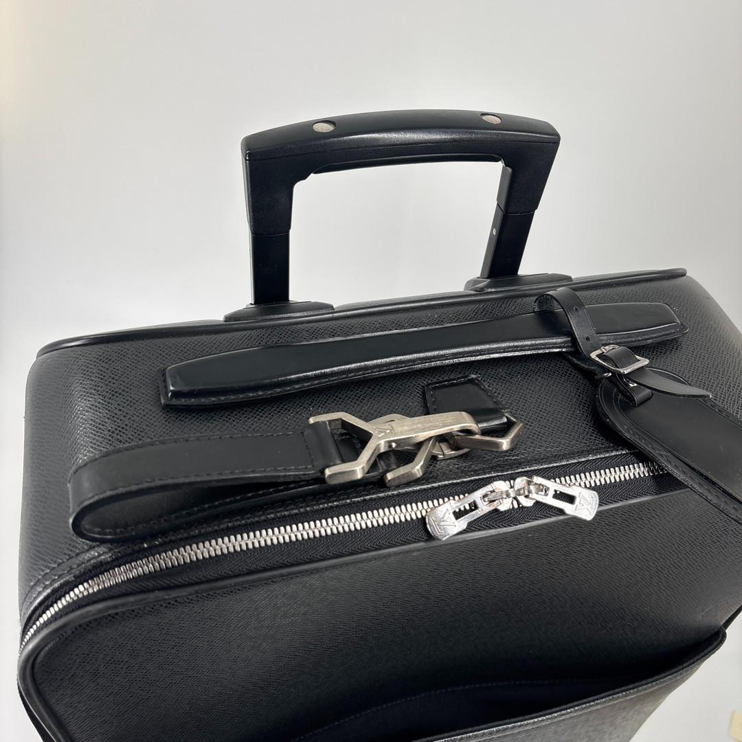 極美品■ルイヴィトン■タイガ ペガス 55 M23312 レザー スーツケース