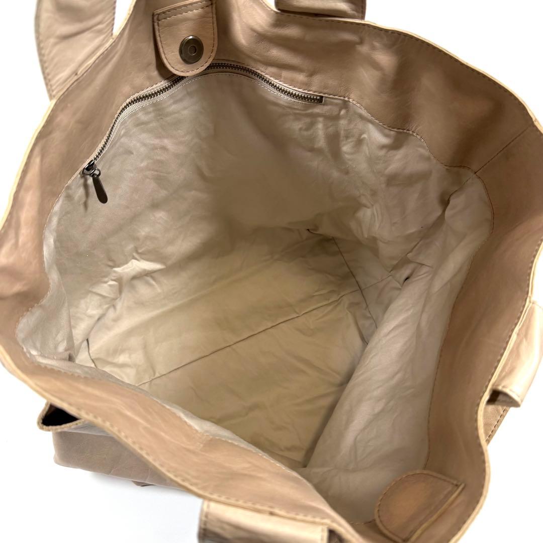 【未使用に近い】ヨーガンレール　トートバッグ　シワ加工　馬革　アイボリー