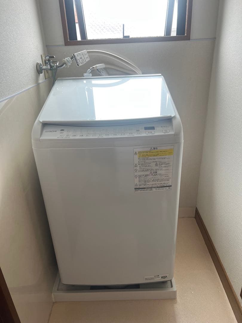 HITACHI 2022年製ビートウォッシュ（ナイヤガラ）　8kg