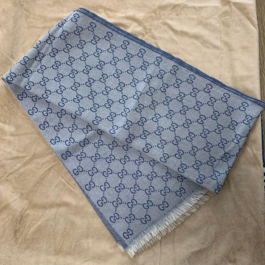 GUCCI ロゴ柄 ウールマフラー