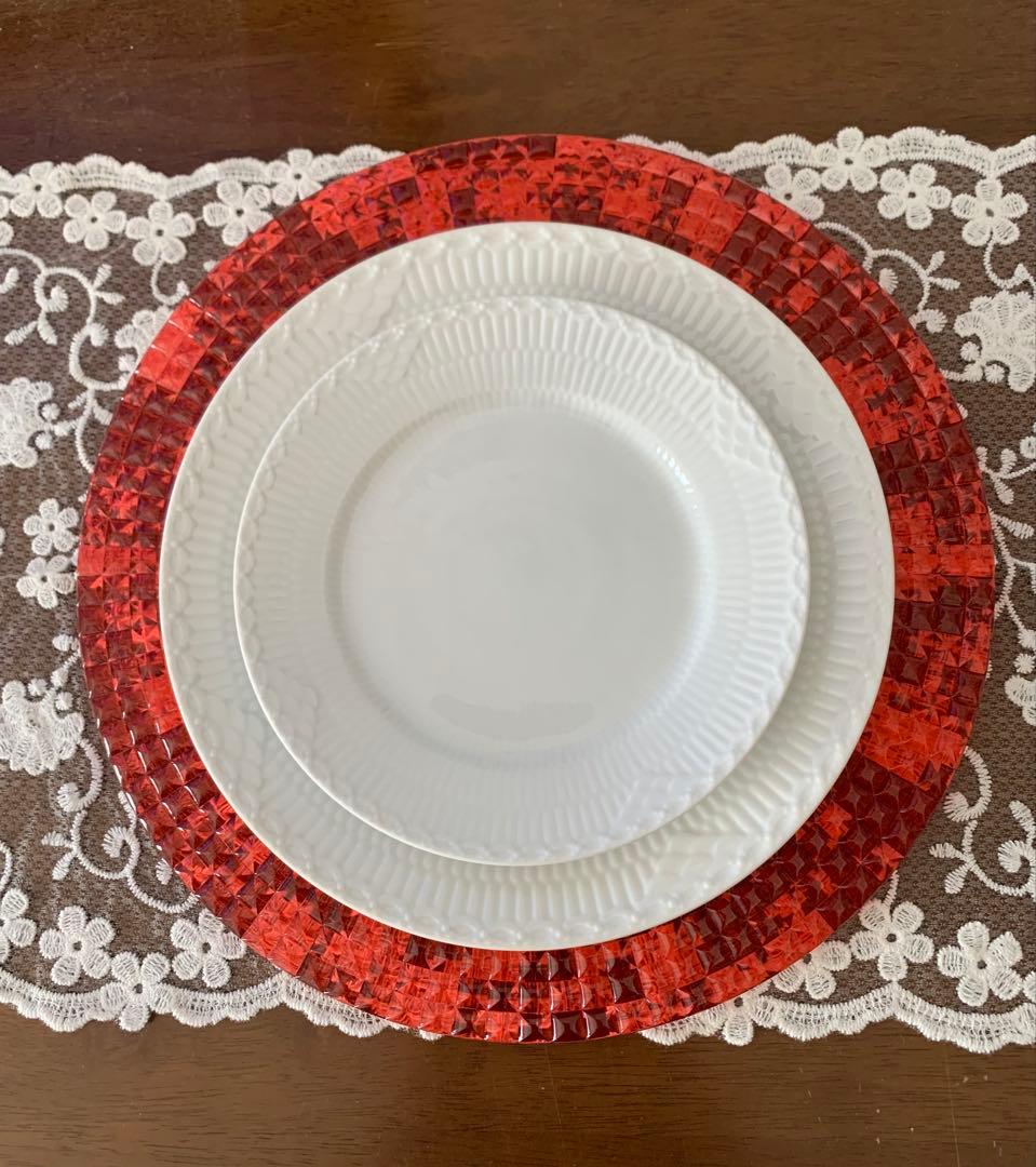 ロイヤルコペンハーゲン ホワイトフルーテッドハーフレース 25cm 4枚