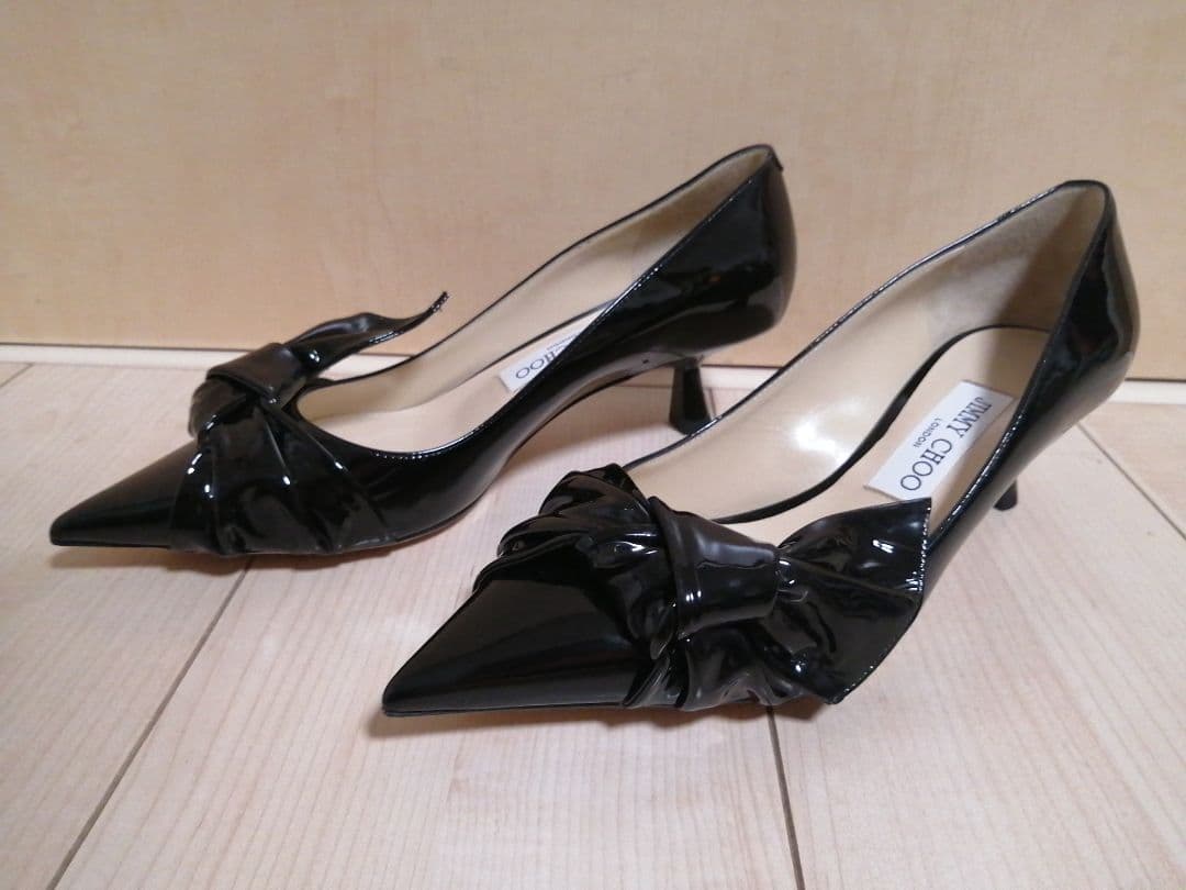 未使用 JIMMY CHOO エナメルリボンパンプス ブラック 37