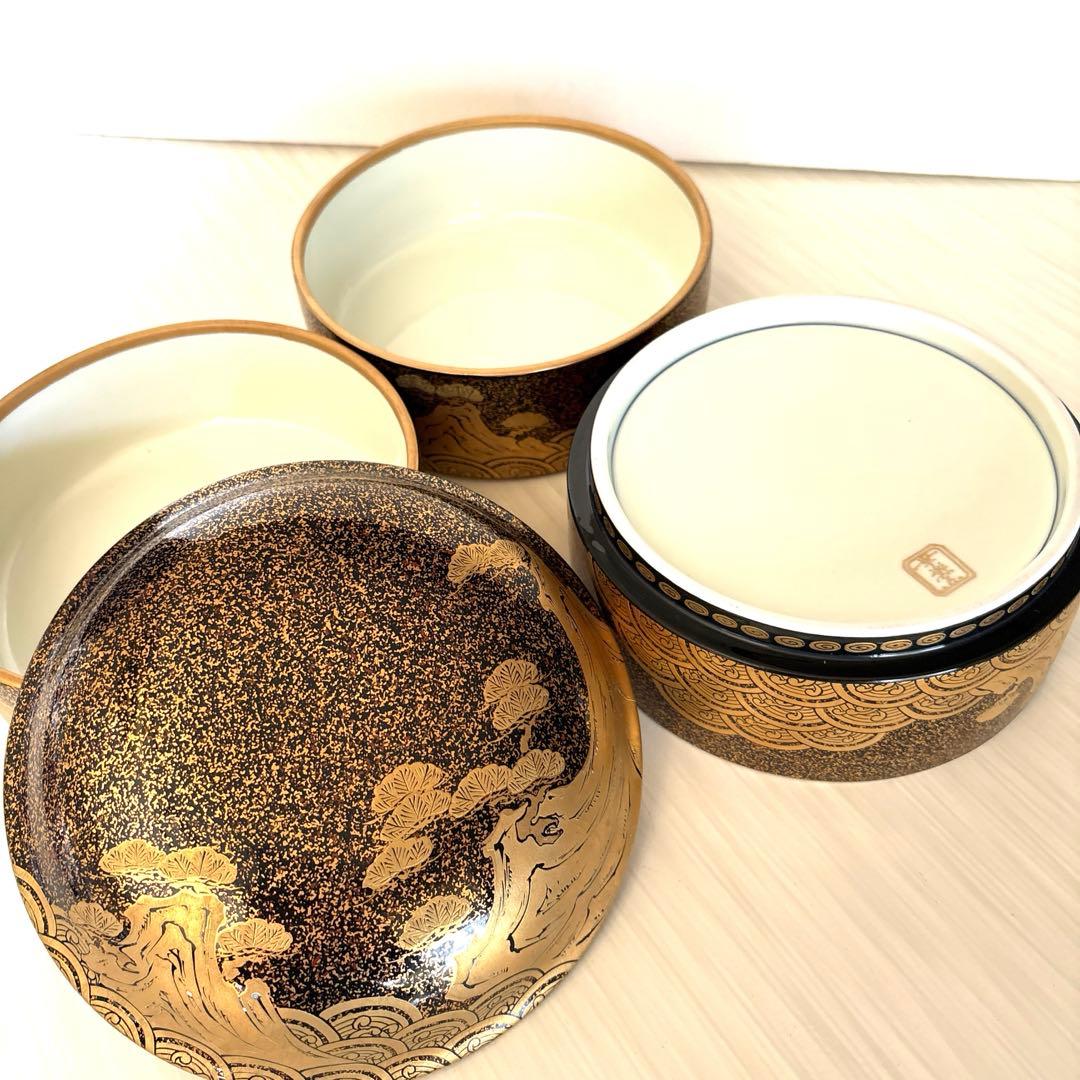 有田焼 【幸楽窯】丸型錦蒔絵三段重 金彩