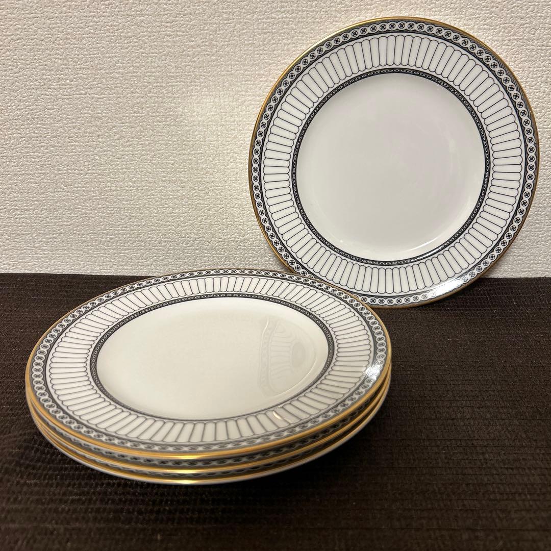 ウェッジウッド　コロネード　ブラック　デザートプレート　20.5cm