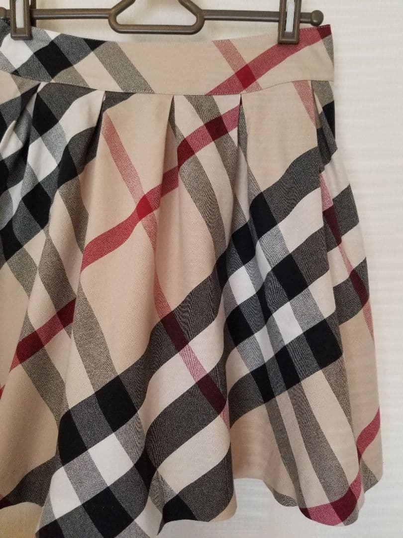 バーバリーキッズスカート未使用近 美品バーバリーロンドンノバチェック150160