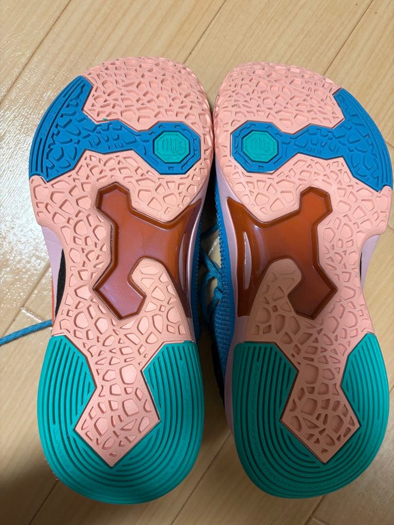 新品リーニン　バッシュ