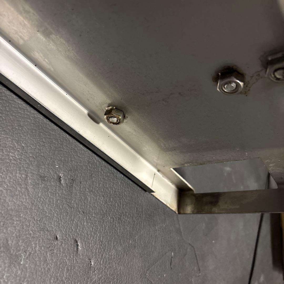 前輪固定ユニットARAGO アラゴ　3本ローラーの固定機